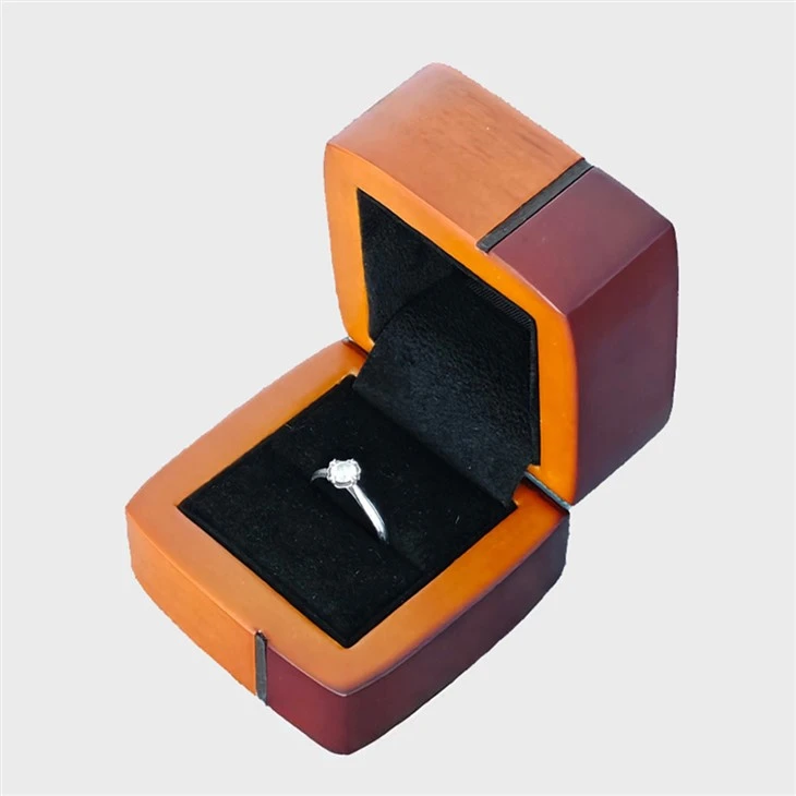 Carved Wooden Trinket Box suppliers