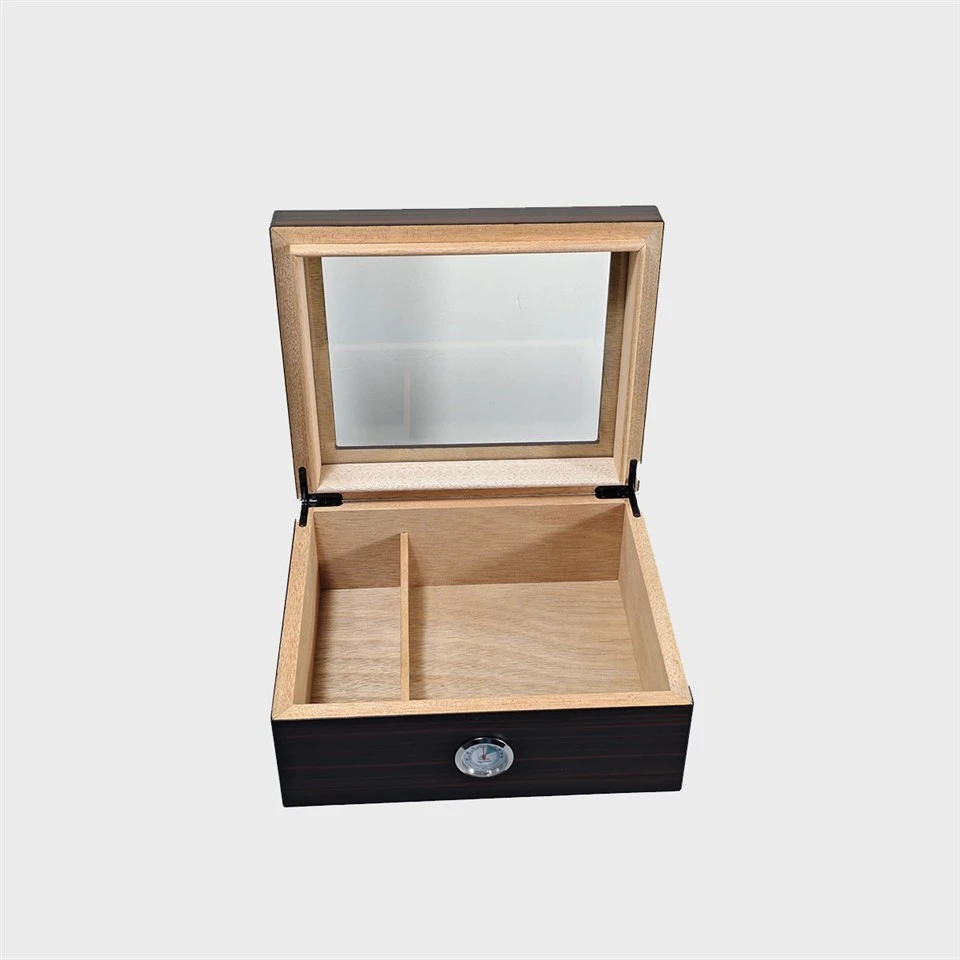 Wooden humidor